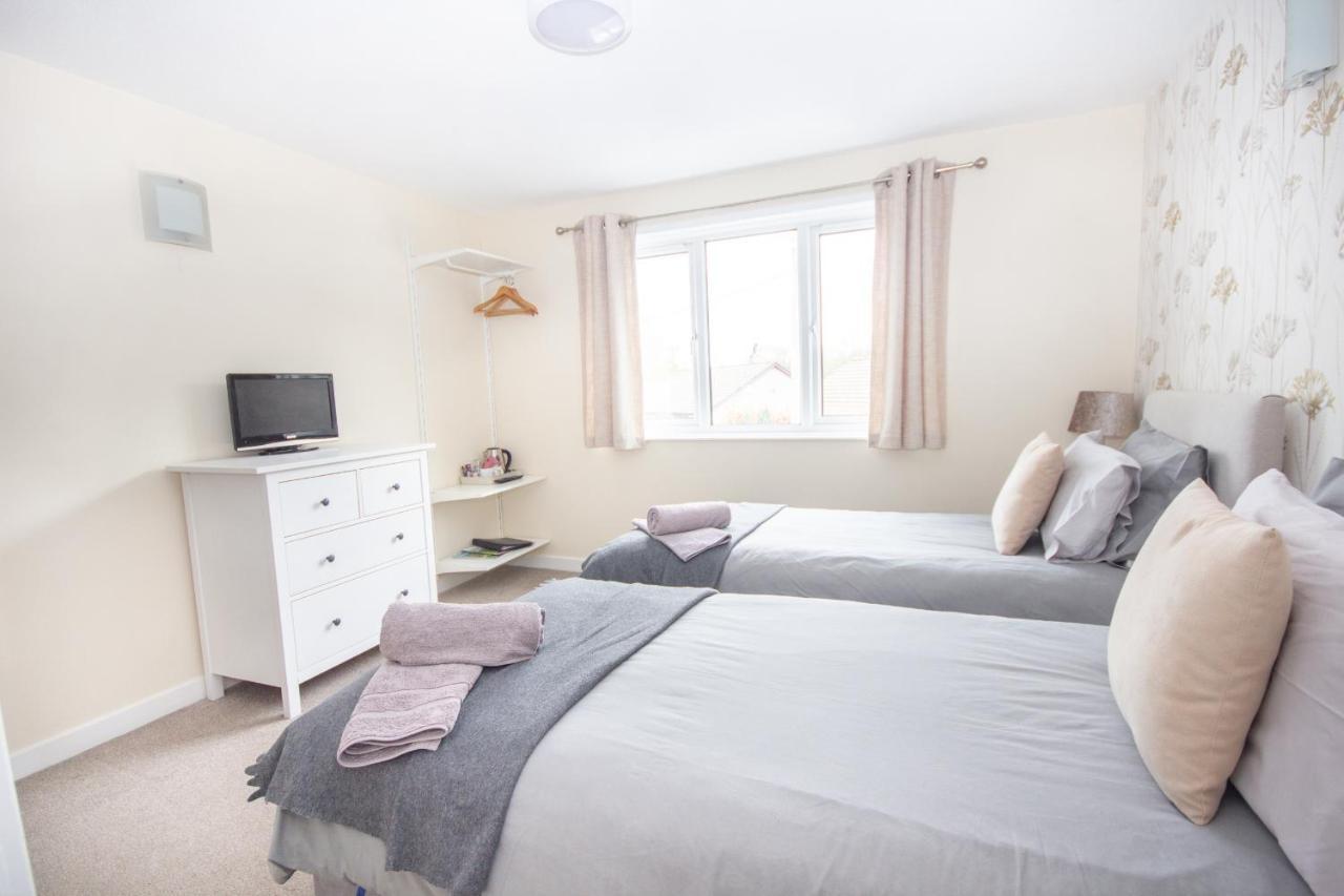 Horse And Hound Country Inn Bonchester Bridge Экстерьер фото