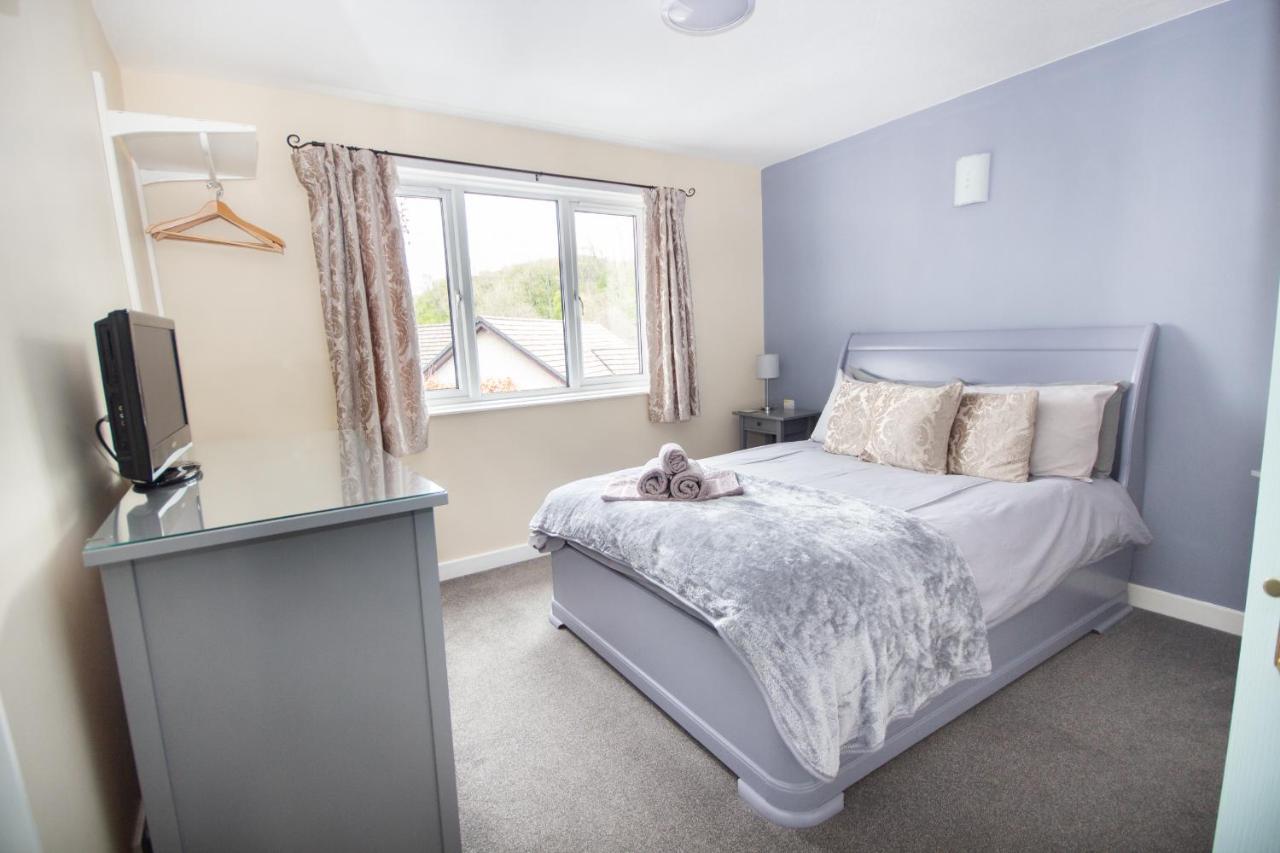 Horse And Hound Country Inn Bonchester Bridge Экстерьер фото