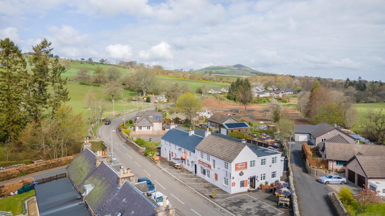 Horse And Hound Country Inn Bonchester Bridge Экстерьер фото