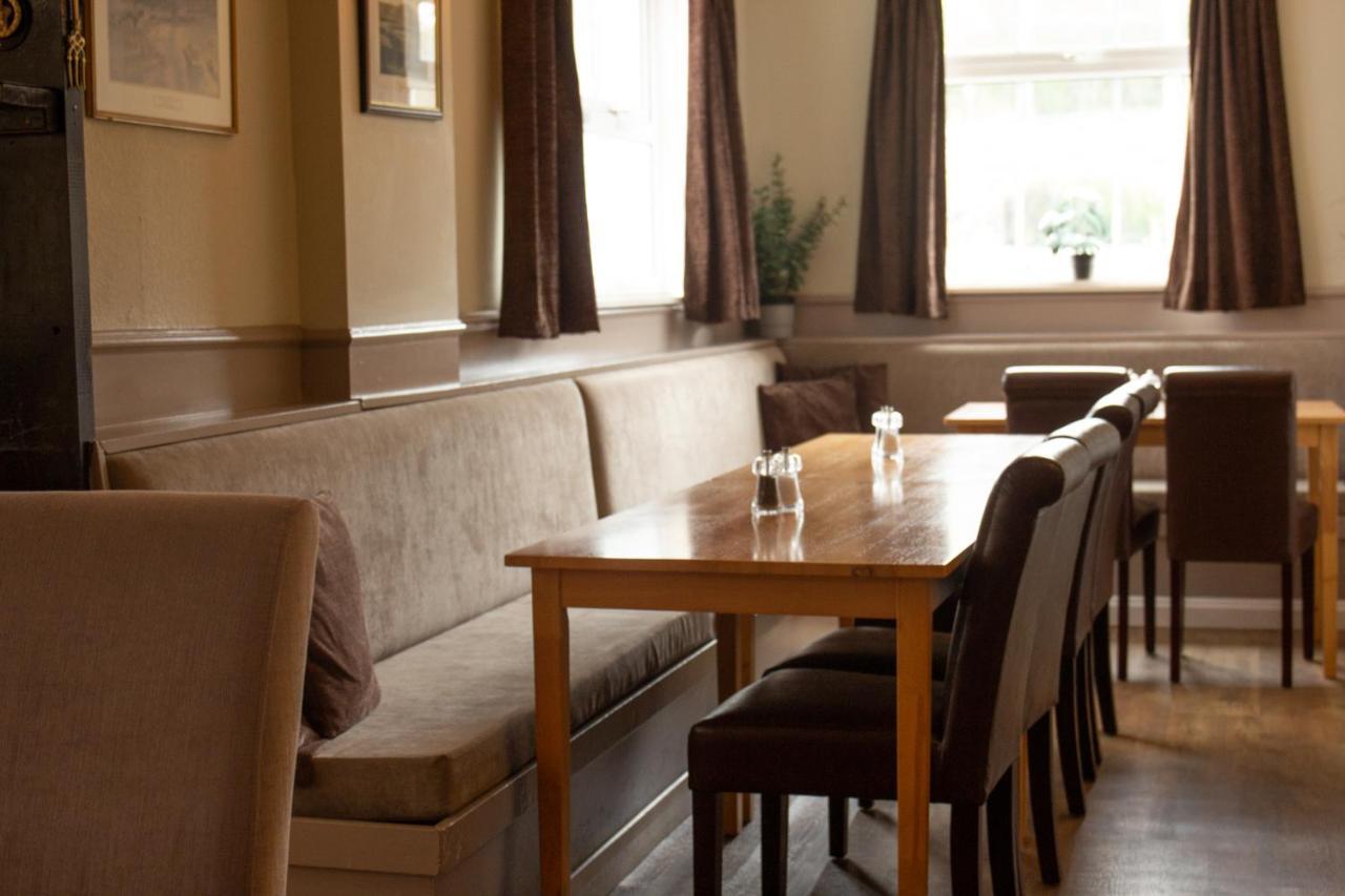 Horse And Hound Country Inn Bonchester Bridge Экстерьер фото