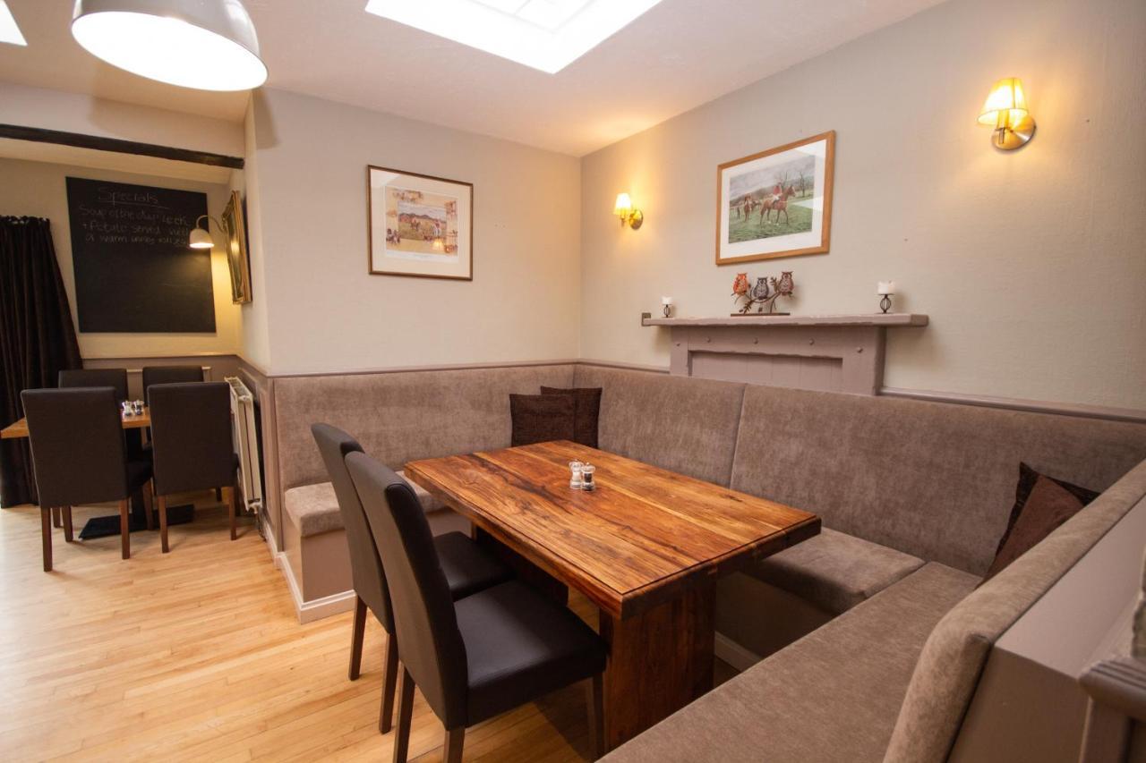 Horse And Hound Country Inn Bonchester Bridge Экстерьер фото