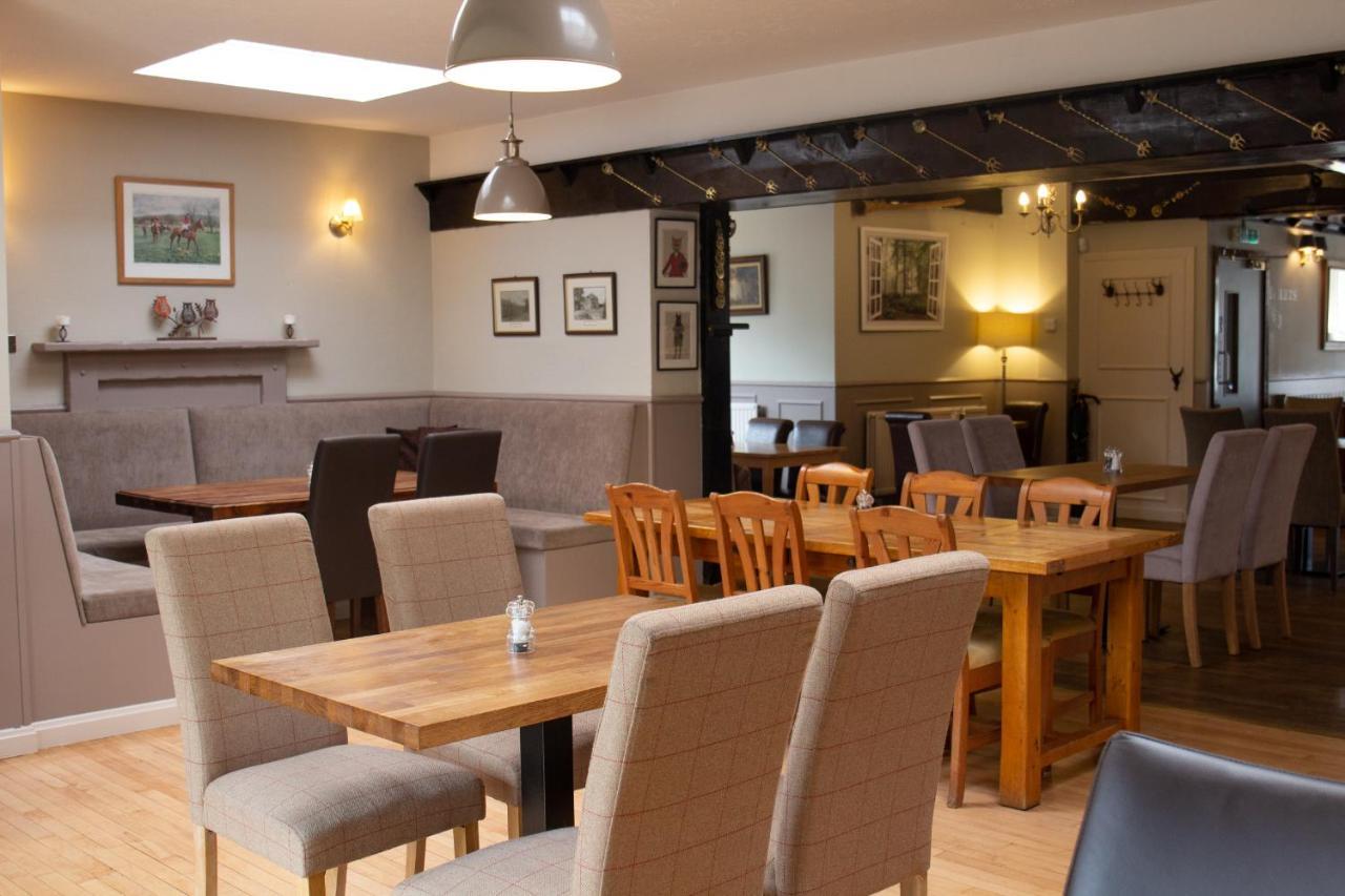 Horse And Hound Country Inn Bonchester Bridge Экстерьер фото
