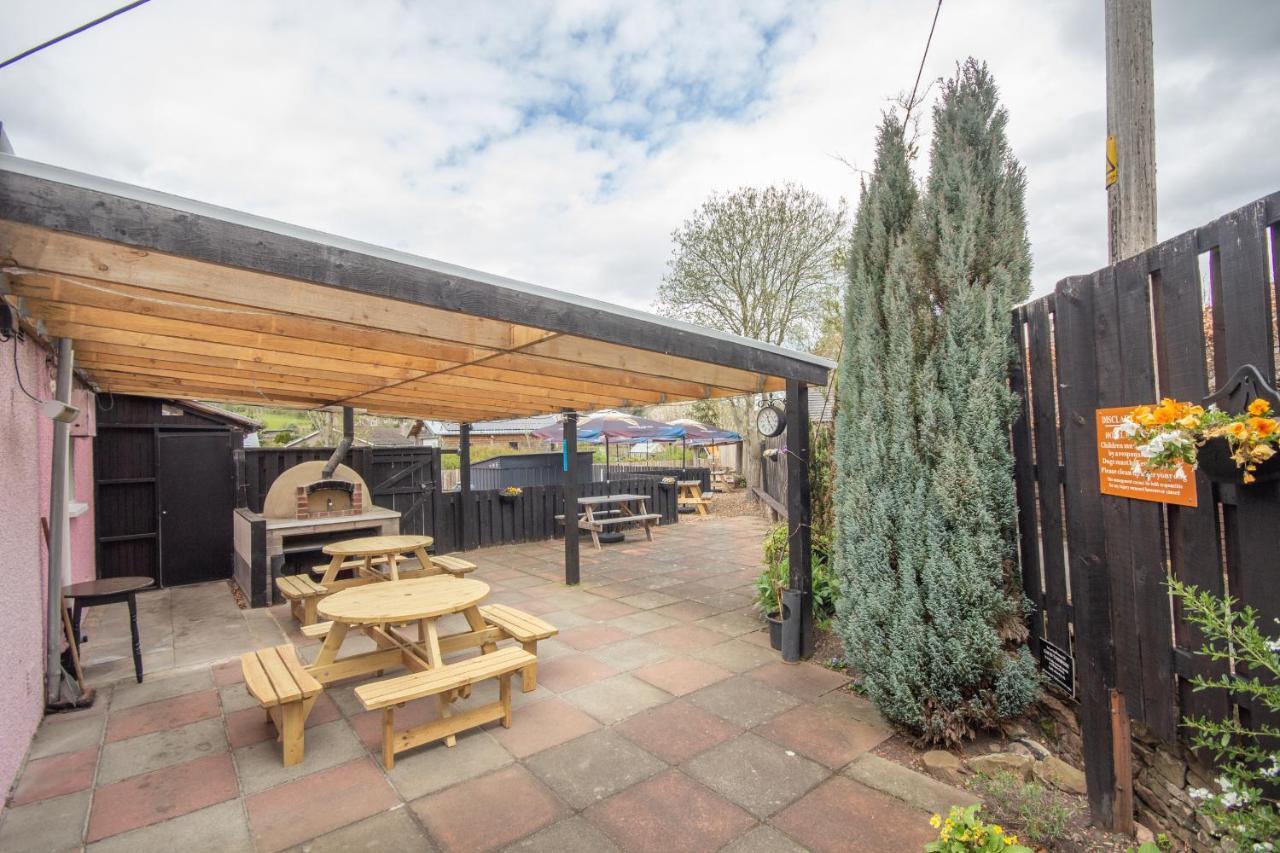 Horse And Hound Country Inn Bonchester Bridge Экстерьер фото
